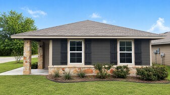 2310 S 3rd St in Waco, TX - Building Photo