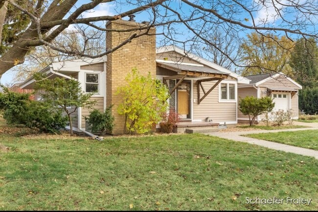 677 Harrison Ave in Holland, MI - Building Photo - Building Photo