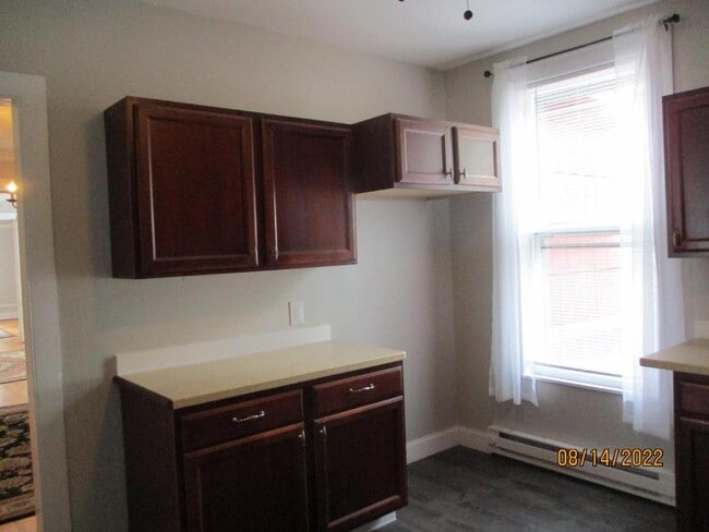126 Main St in Windsor, NY - Building Photo - Building Photo
