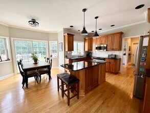 4 Hyacinth Ln in Fairport, NY - Building Photo - Building Photo