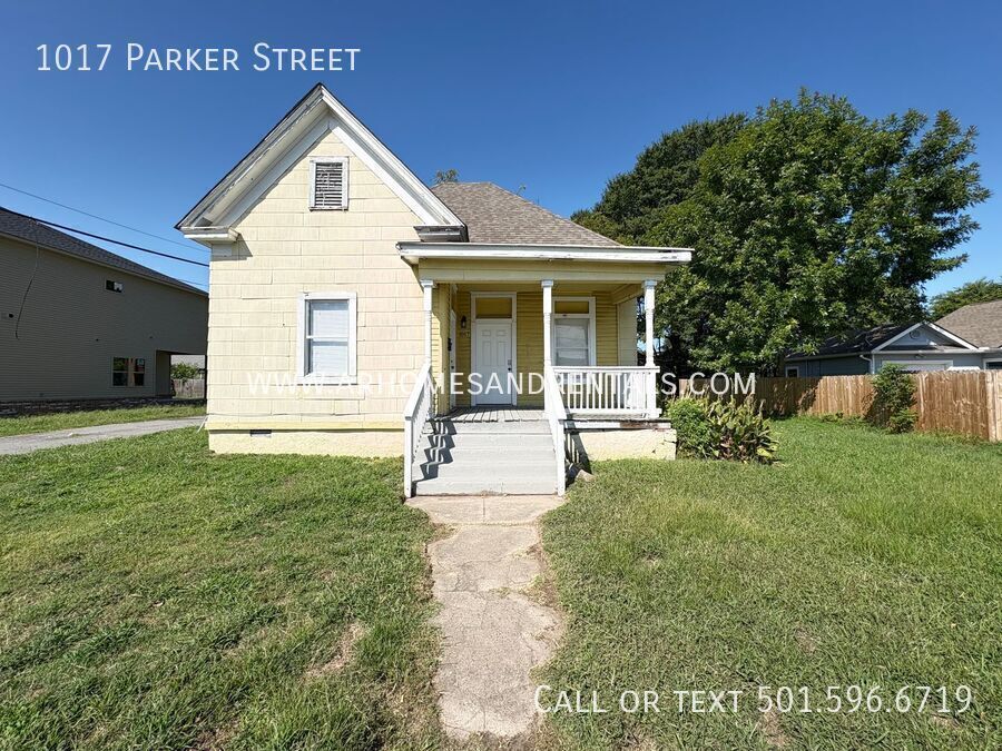 1017 Parker St in North Little Rock, AR - Building Photo