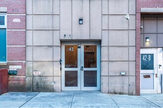 52 Broadway in Brooklyn, NY - Building Photo - Building Photo