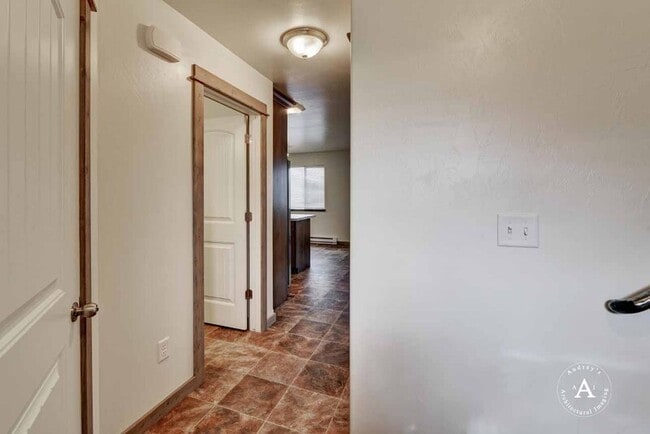 2054 Gold Ave in Helena, MT - Building Photo - Building Photo