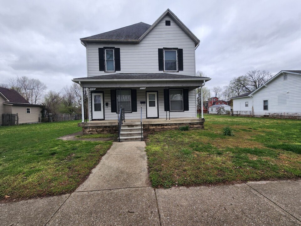 1729 N 8th St in Terre Haute, IN - Building Photo