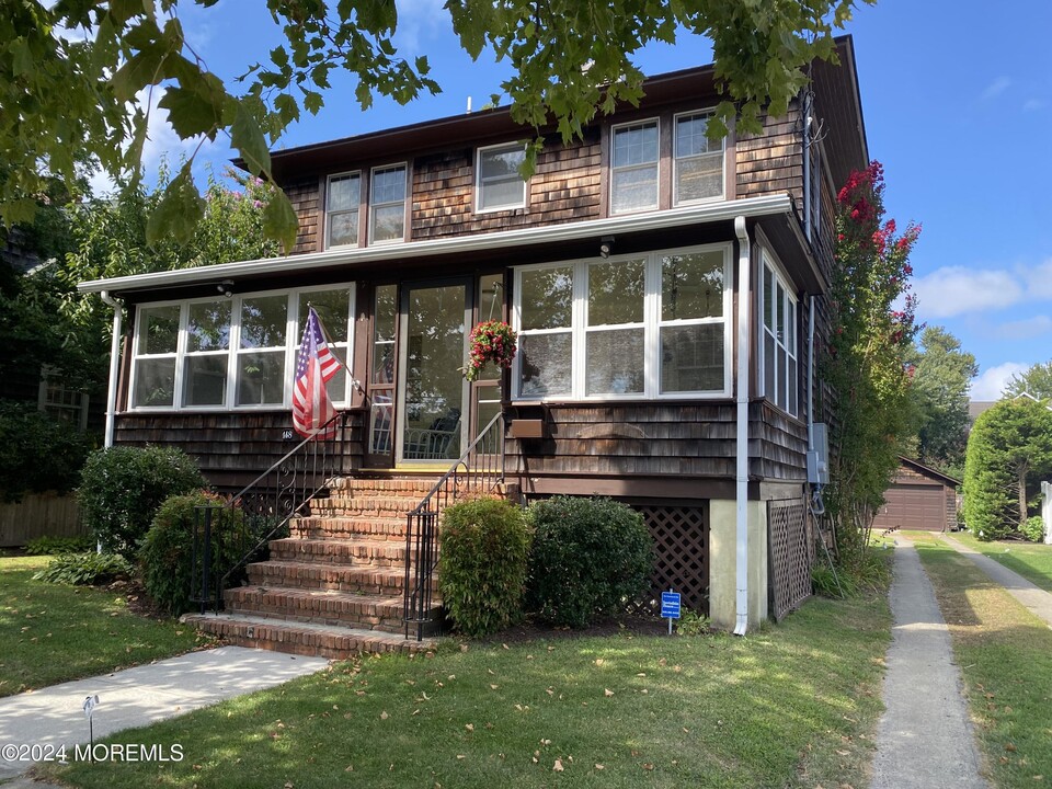 148 Bridge Ave in Bay Head, NJ - Building Photo