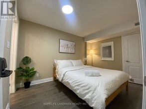 489 Caboto Trail in Markham, ON - Building Photo - Building Photo