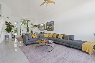 6905 Crosby Cir in Austin, TX - Building Photo - Building Photo