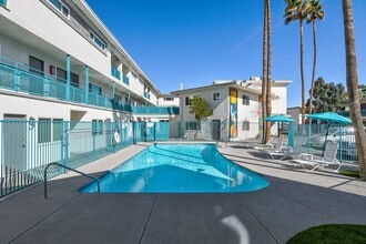 The Hendrix in Las Vegas, NV - Building Photo - Building Photo