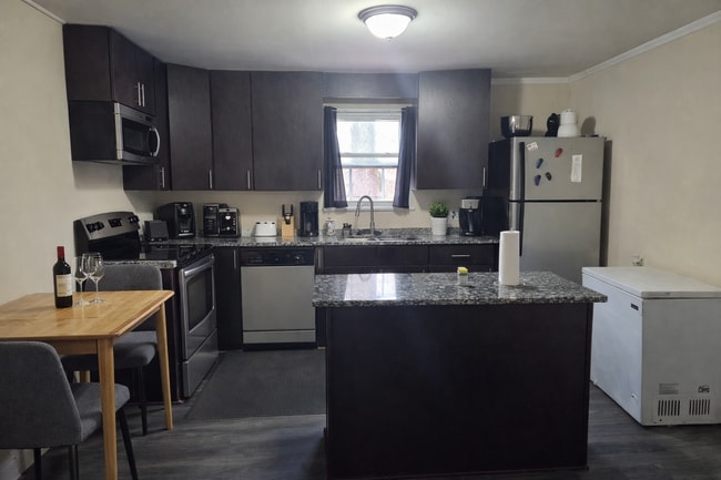 1711 Younger Ave in Statesville, NC - Building Photo - Building Photo