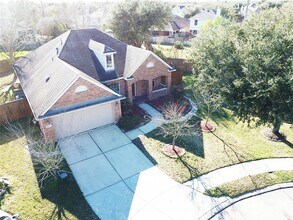 5702 Fleethaven Ct in Houston, TX - Building Photo - Building Photo