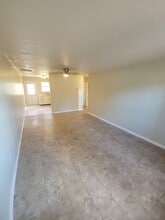 229 Franklin St in Zebulon, GA - Building Photo - Building Photo