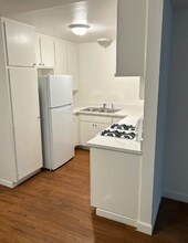 3901 Sheldon Dr, Unit 1 Bed in Ventura, CA - Foto de edificio - Building Photo