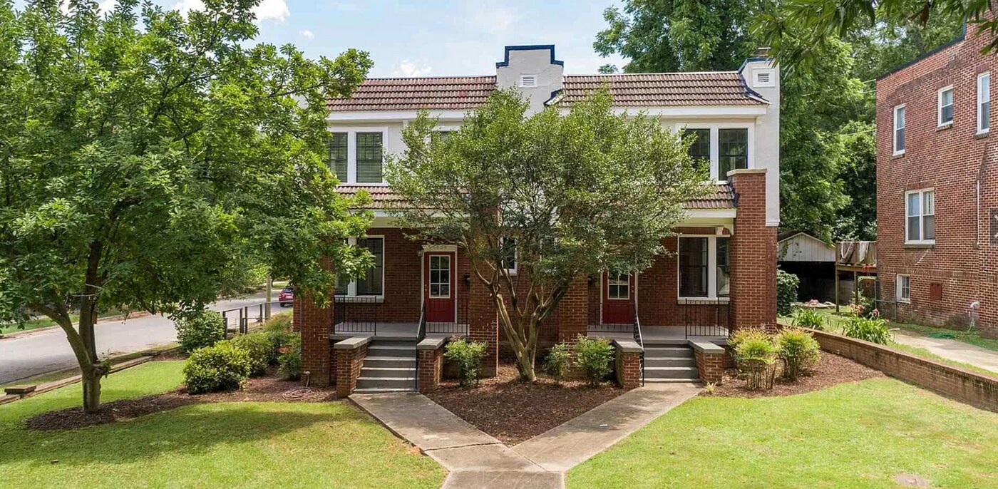 1936 Wheat St in Columbia, SC - Building Photo