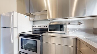 1817 California St in San Francisco, CA - Building Photo