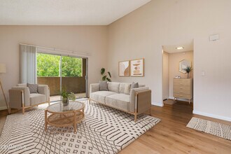 460 Arbor Ln Ct in Thousand Oaks, CA - Building Photo - Building Photo