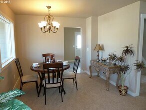 813 Niagara Ave in Astoria, OR - Building Photo - Building Photo