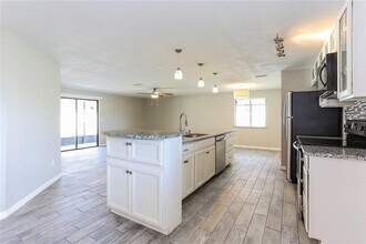 4681 Swallowtail Dr in New Port Richey, FL - Building Photo - Building Photo