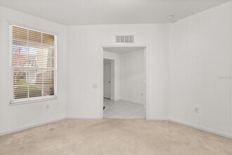 409 Hilgard Cove in Sanford, FL - Building Photo - Building Photo