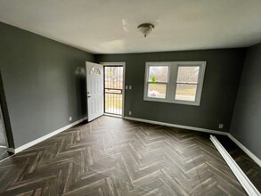 26089 Lehigh St in Inkster, MI - Building Photo - Building Photo