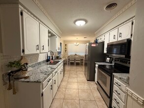 1106 Parr St in Amarillo, TX - Foto de edificio - Building Photo