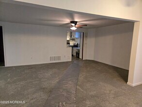 40 Red Wing Ave in Brick, NJ - Building Photo - Building Photo