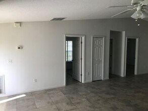 29 Pony Ln in Palm Coast, FL - Building Photo - Building Photo