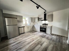 3201 Fairfield Ave in Fort Wayne, IN - Building Photo - Building Photo