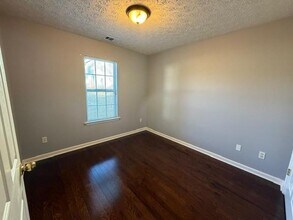 70 Kenzi Way SW in Covington, GA - Building Photo - Building Photo