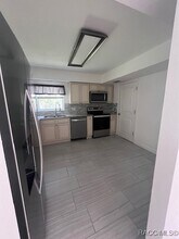 3 Chinaberry Cir in Homosassa, FL - Building Photo - Building Photo