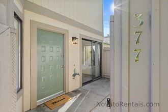 377 Silvio Ln in Novato, CA - Building Photo - Building Photo