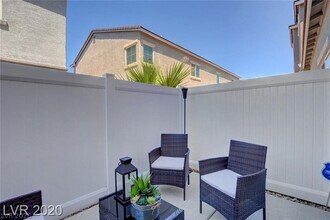 2860 Sunflower Days Ave in North Las Vegas, NV - Building Photo - Building Photo