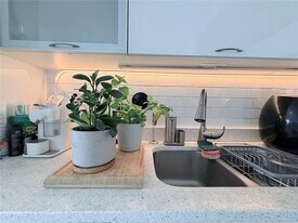 133 NE 2nd Ave, Unit 2009 in Miami, FL - Building Photo