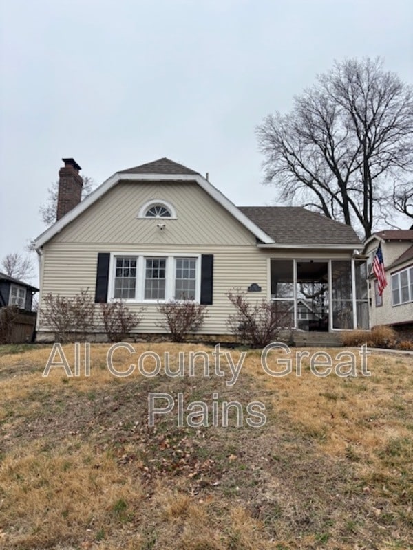 property at 310 E 70th Terrace