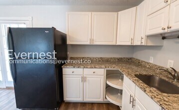 1921 Dabbs Ave in Nashville, TN - Building Photo - Building Photo