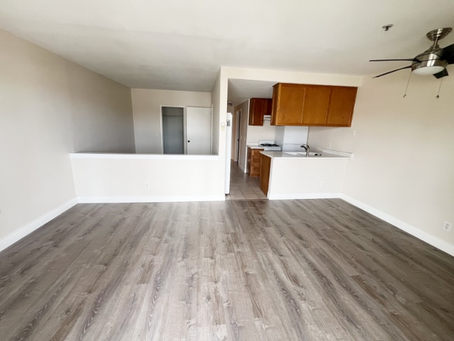 101 W Canada in San Clemente, CA - Building Photo - Building Photo