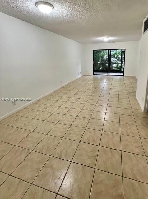 3101 Oakland Shores Dr in Oakland Park, FL - Building Photo - Building Photo