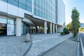 1 Broad St in Stamford, CT - Building Photo - Building Photo
