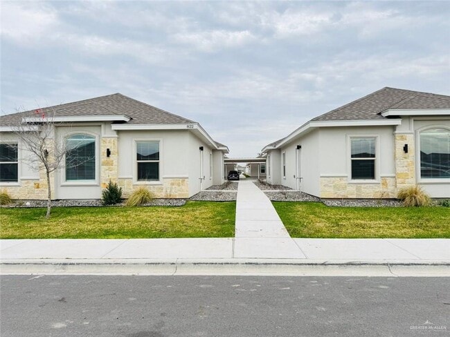 property at 822 N Blair Ave