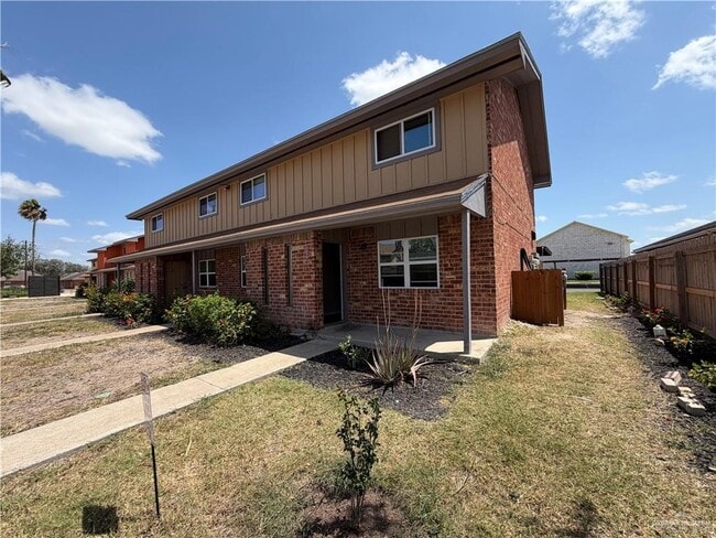 property at 11-25 1/2 N 25 1/2 St