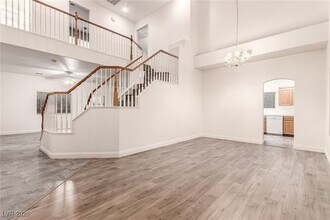 3741 Grand Viewpoint Ct in Las Vegas, NV - Building Photo - Building Photo