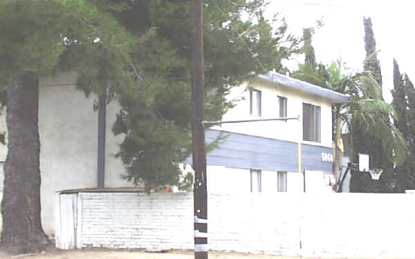 5060 Whitsett Ave in North Hollywood, CA - Building Photo - Building Photo