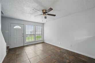 4923 Miller Ave in Fort Worth, TX - Building Photo - Building Photo