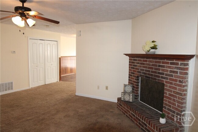 159 Highland Park Dr in Athens, GA - Building Photo - Building Photo