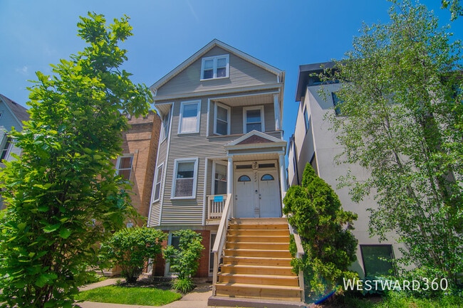 property at 3242 N Hoyne Ave