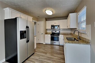 110 Chartres St in Dallas, GA - Building Photo - Building Photo