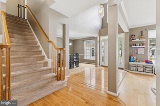 13032 Pilgrims Inn Dr in Woodbridge, VA - Building Photo - Building Photo