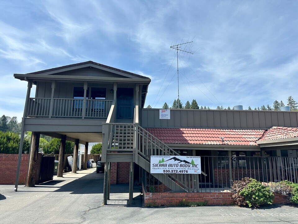 654 Maltman Dr in Grass Valley, CA - Building Photo