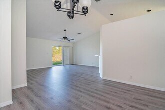 1945 Sirius Ln in Weston, FL - Building Photo - Building Photo