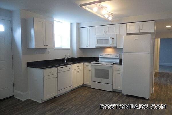 257 Washington St in Salem, MA - Building Photo