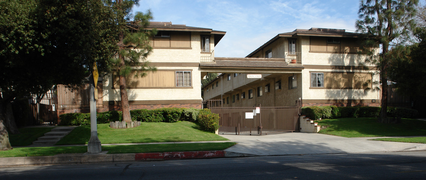 973-981 Villa St in Pasadena, CA - Foto de edificio